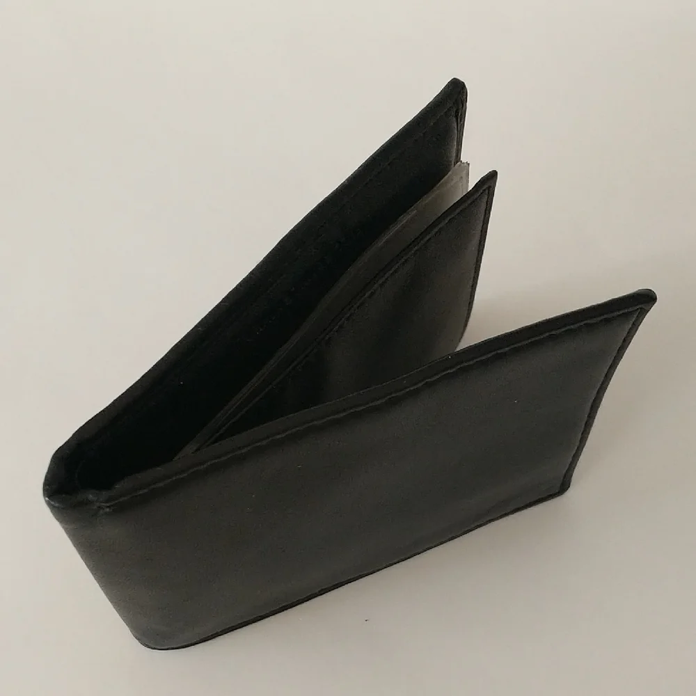 Nautica Black Leather Card Holder